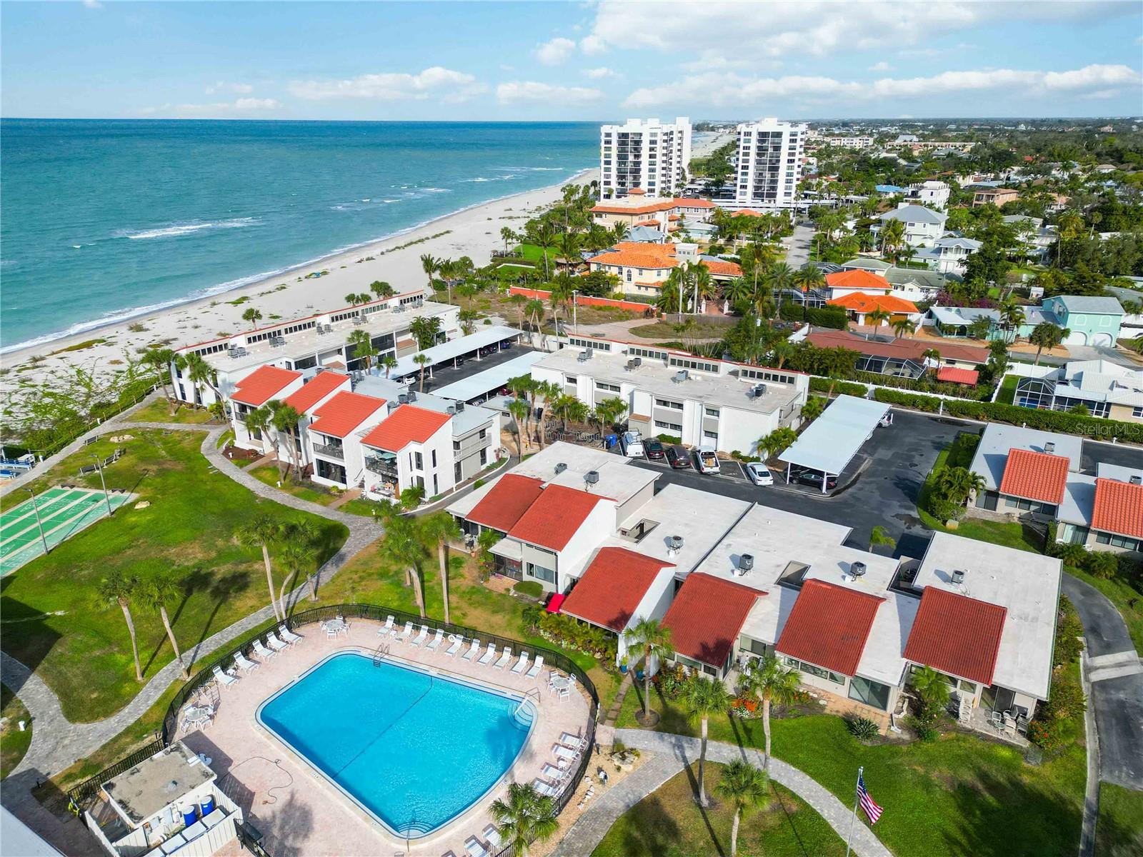 Image 46 of 62 For 500 Park  47