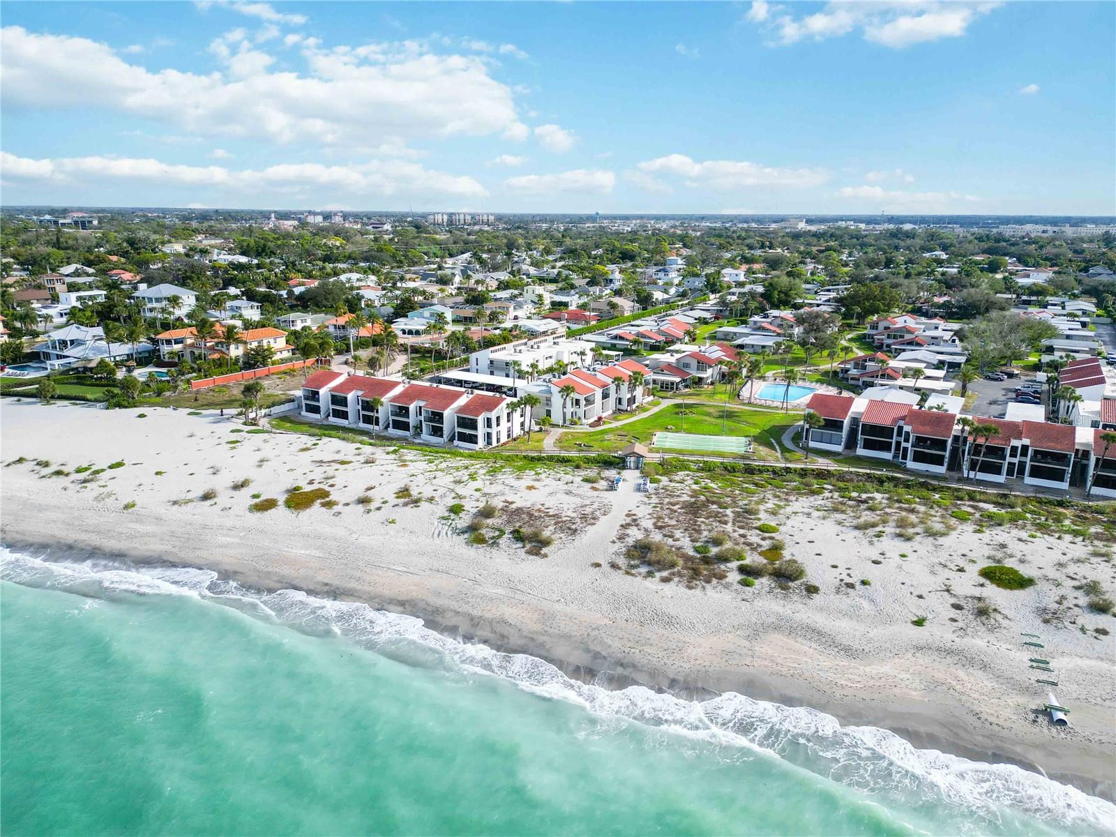 Image 52 of 62 For 500 Park  47