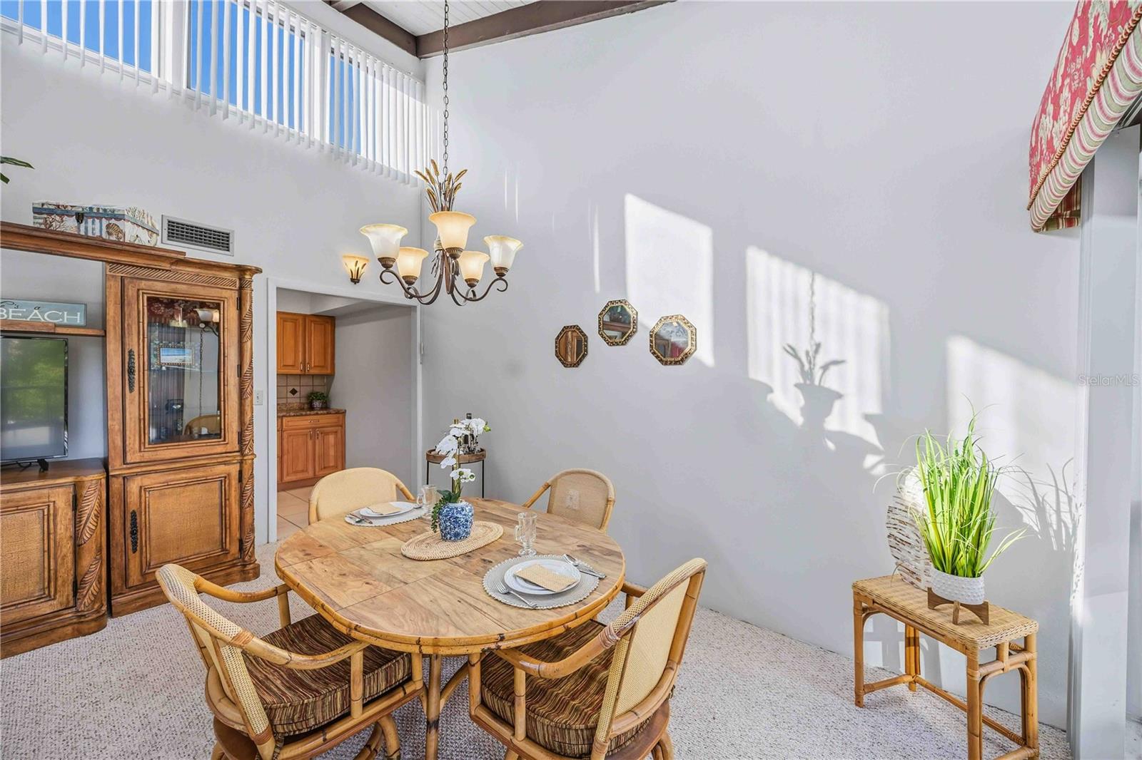 Image 6 of 62 For 500 Park  47