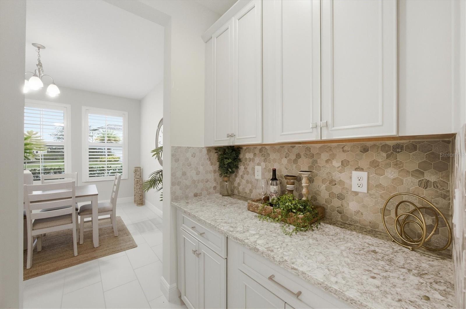 Image 14 of 56 For 4881 Antrim Drive