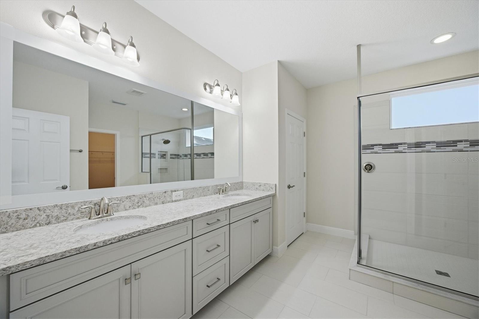 Image 32 of 56 For 4881 Antrim Drive