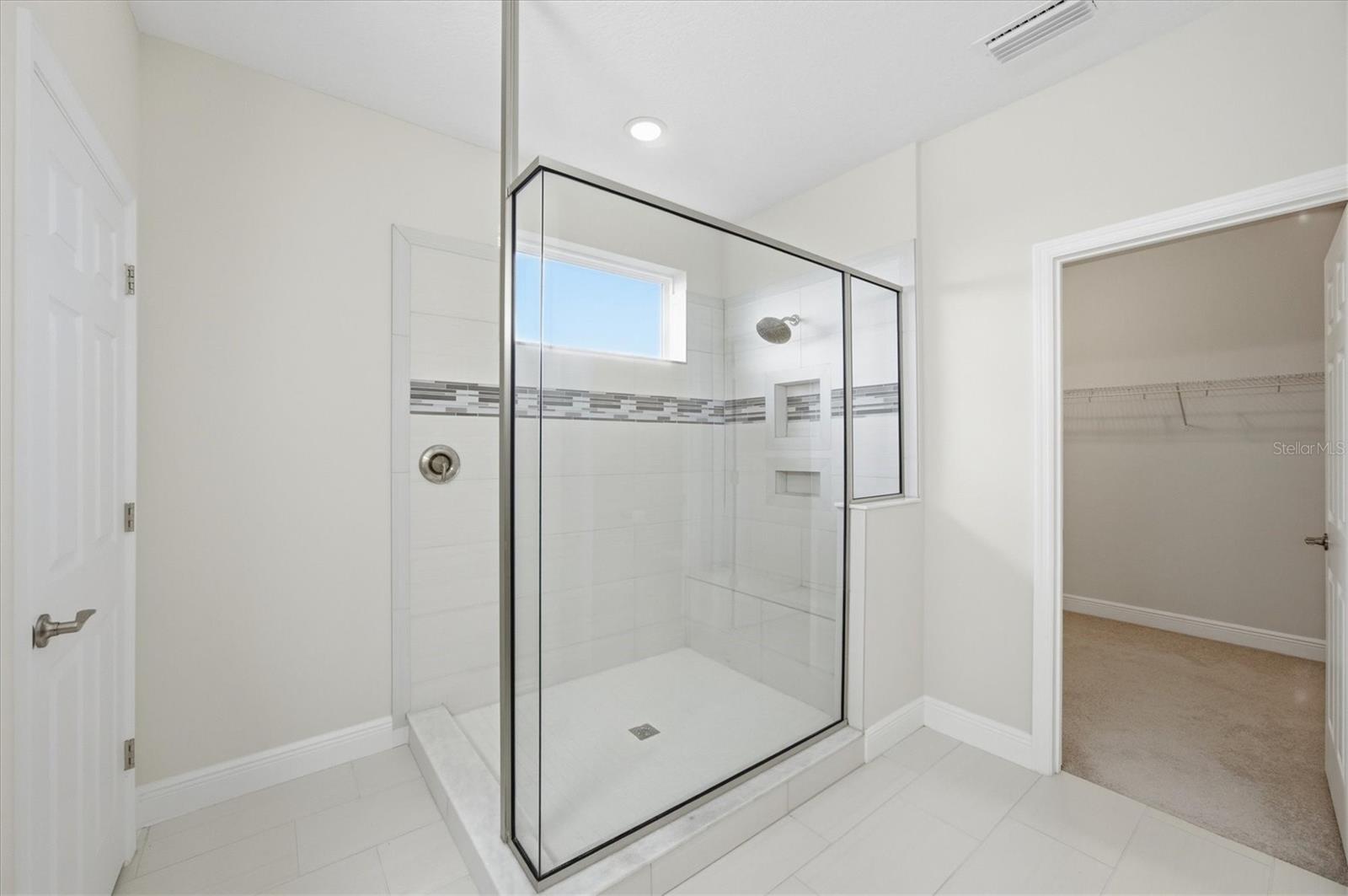 Image 34 of 56 For 4881 Antrim Drive