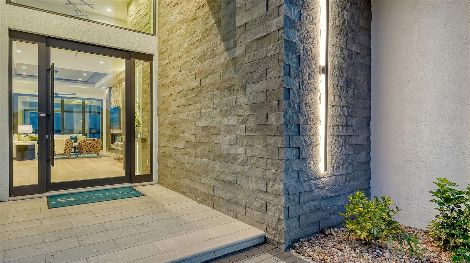 Image 3 of 90 For 1206 Blue Shell Loop