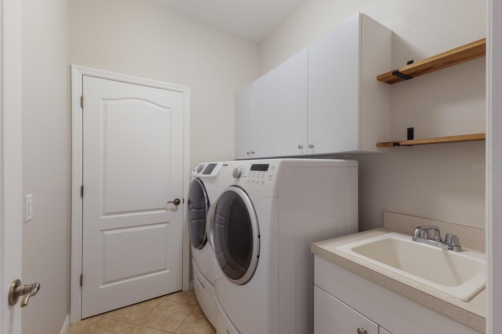 Image 34 of 61 For 5023 Brickell Park Cove