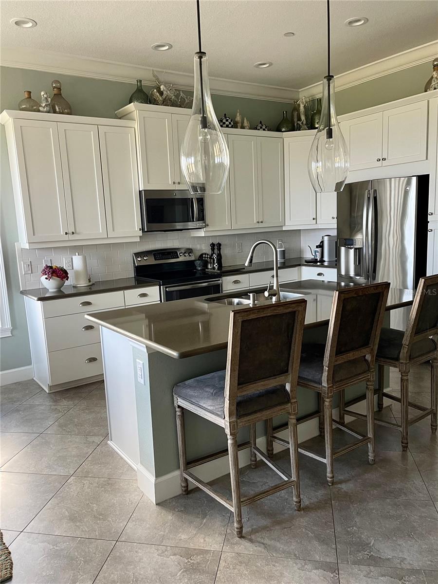 Image 13 of 78 For 310 Compass Point Drive 101