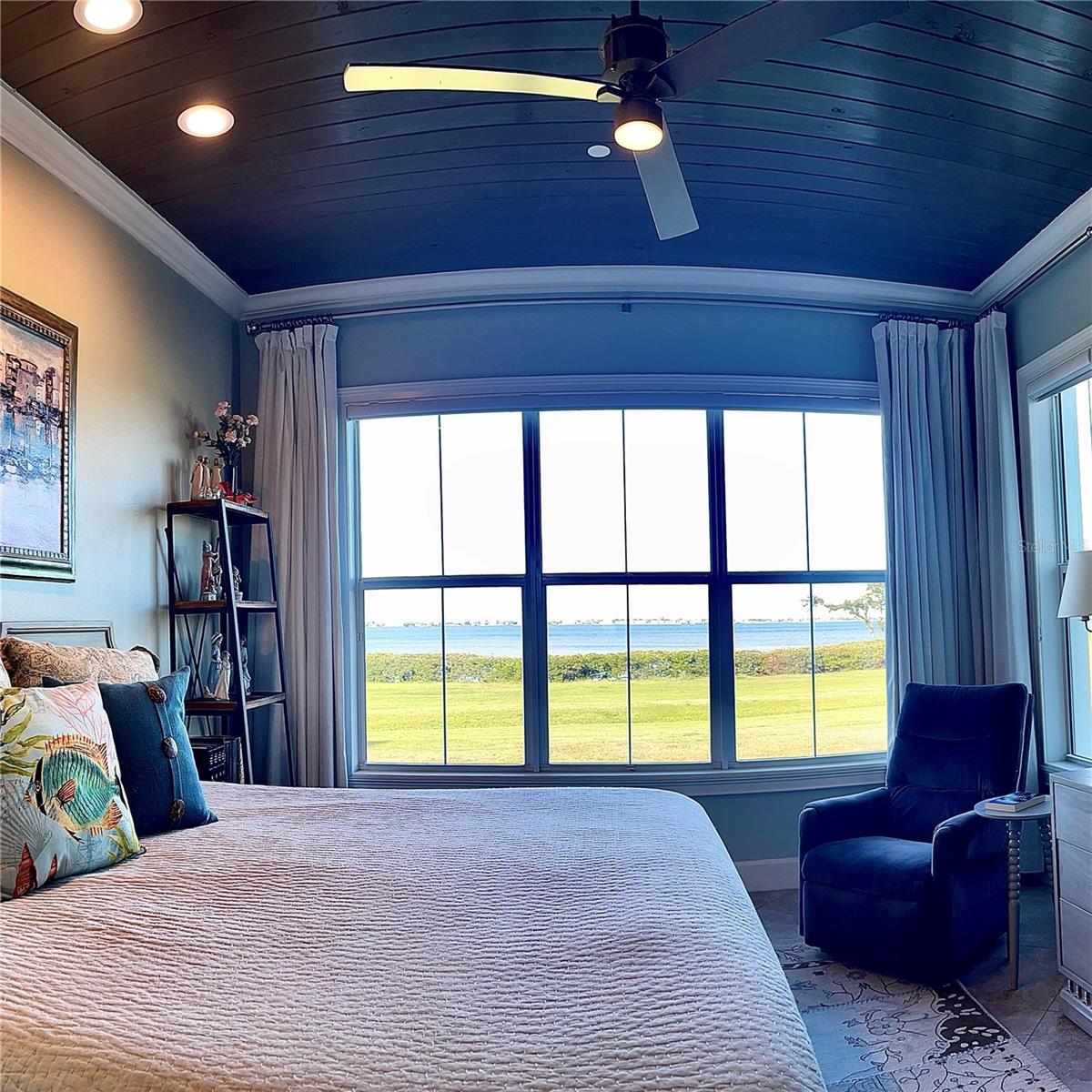 Image 22 of 78 For 310 Compass Point Drive 101