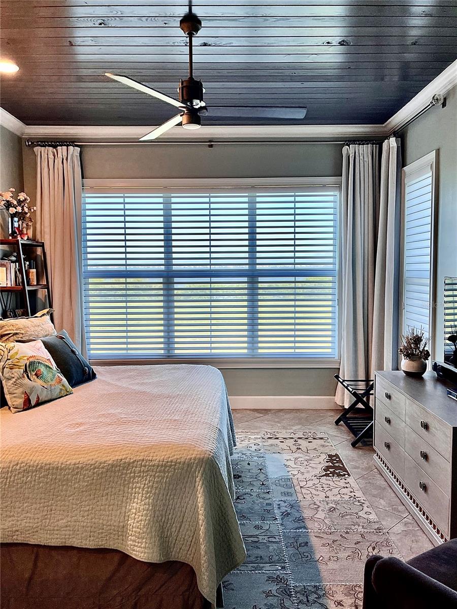 Image 24 of 78 For 310 Compass Point Drive 101