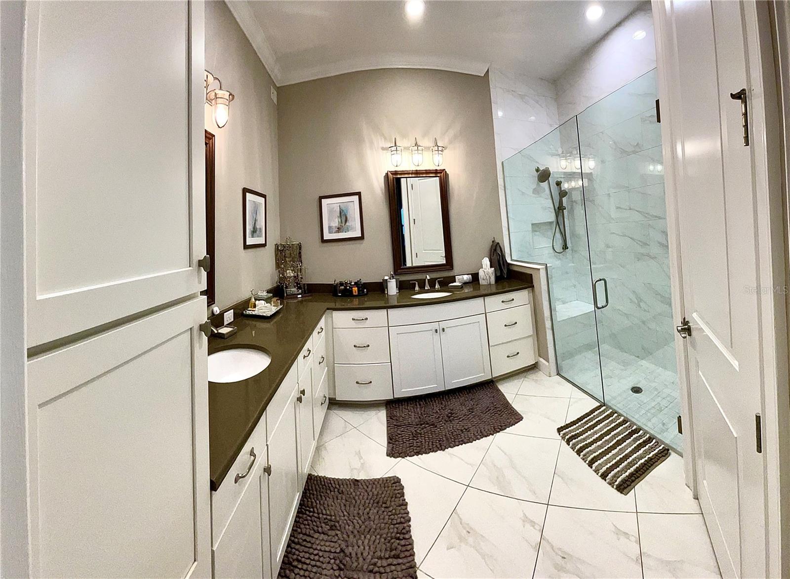 Image 25 of 78 For 310 Compass Point Drive 101