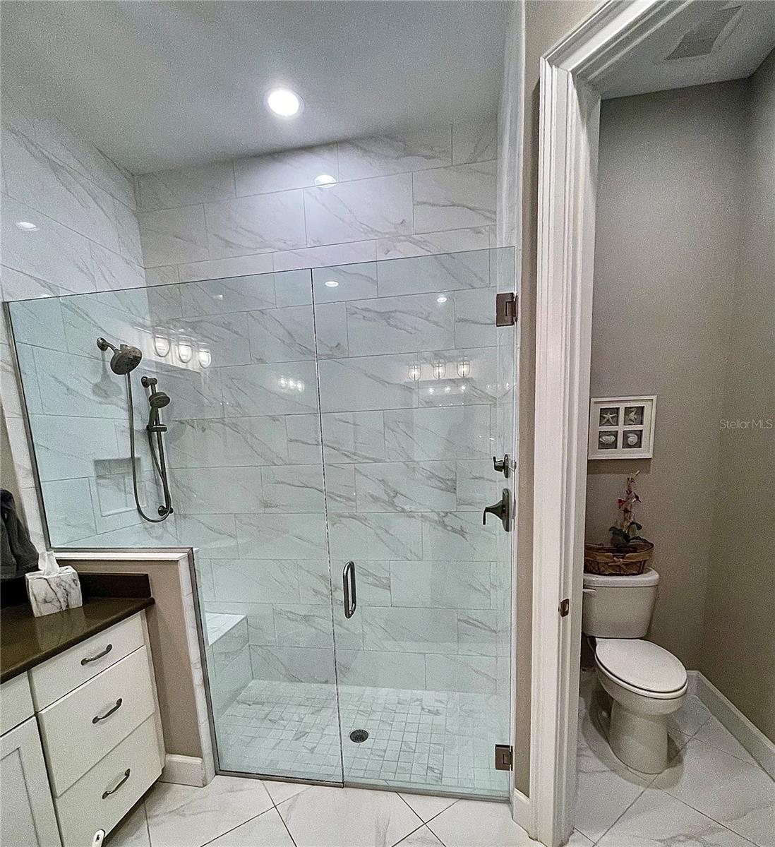 Image 26 of 78 For 310 Compass Point Drive 101