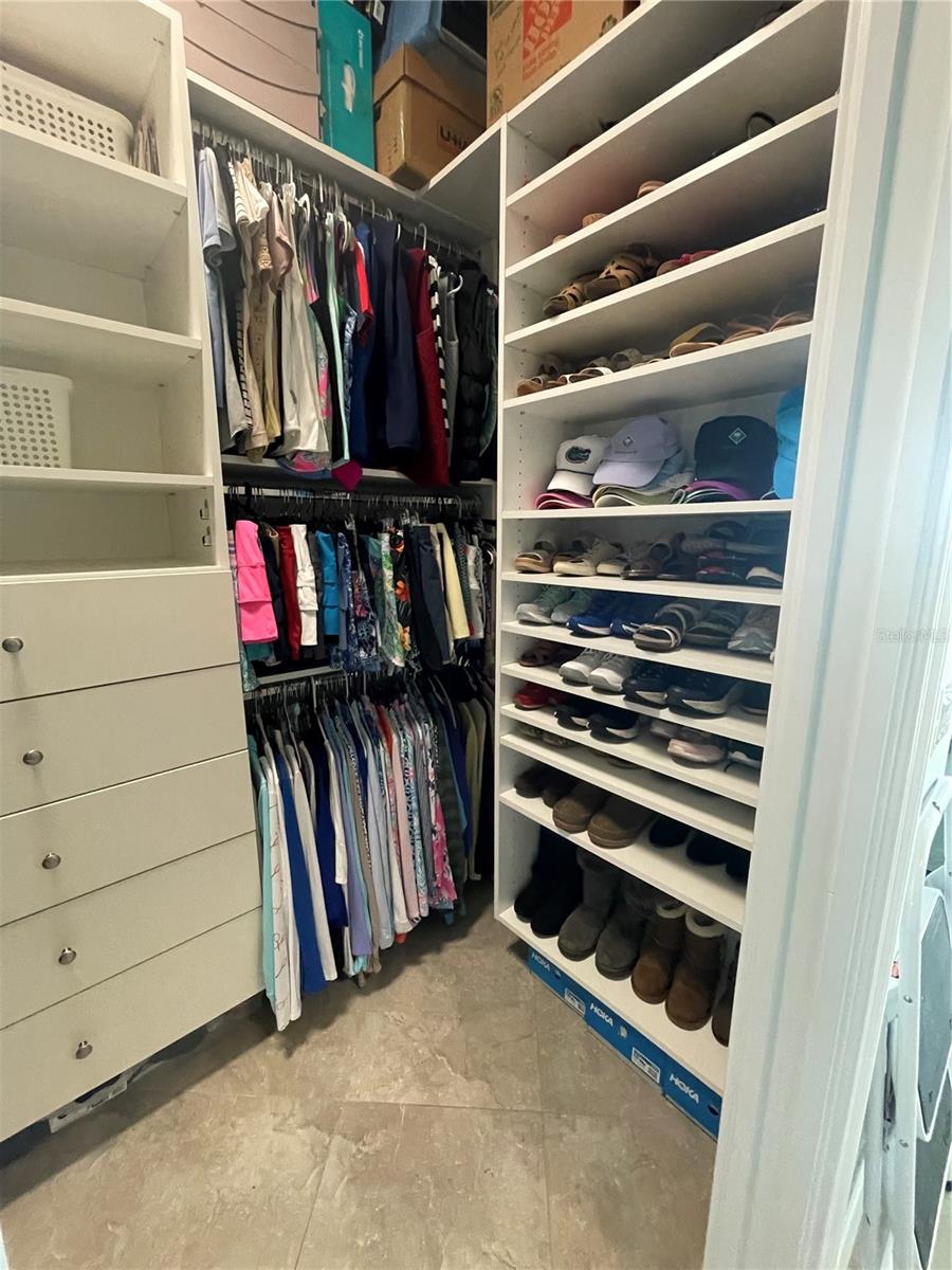 Image 27 of 78 For 310 Compass Point Drive 101