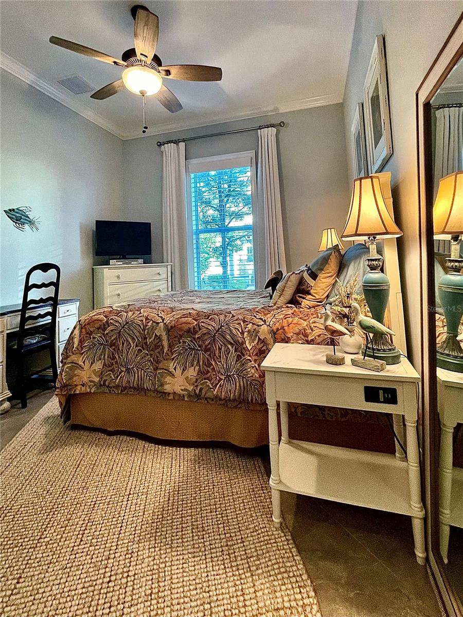 Image 31 of 78 For 310 Compass Point Drive 101