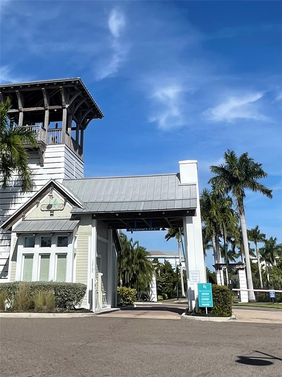 Image 50 of 78 For 310 Compass Point Drive 101