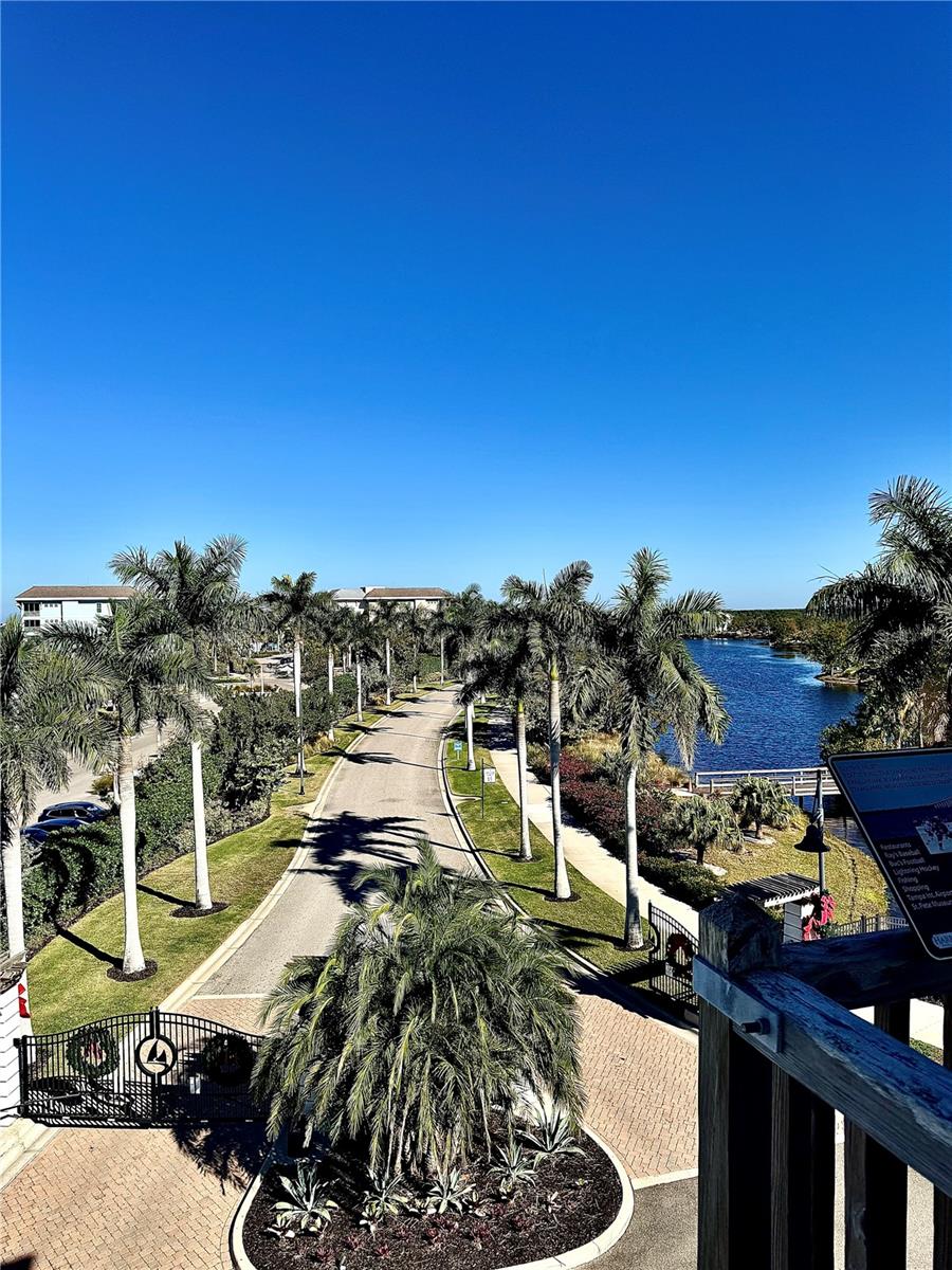 Image 51 of 78 For 310 Compass Point Drive 101