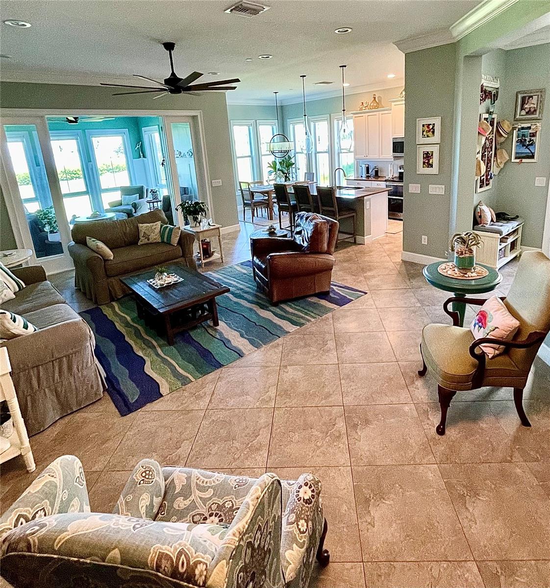 Image 9 of 78 For 310 Compass Point Drive 101