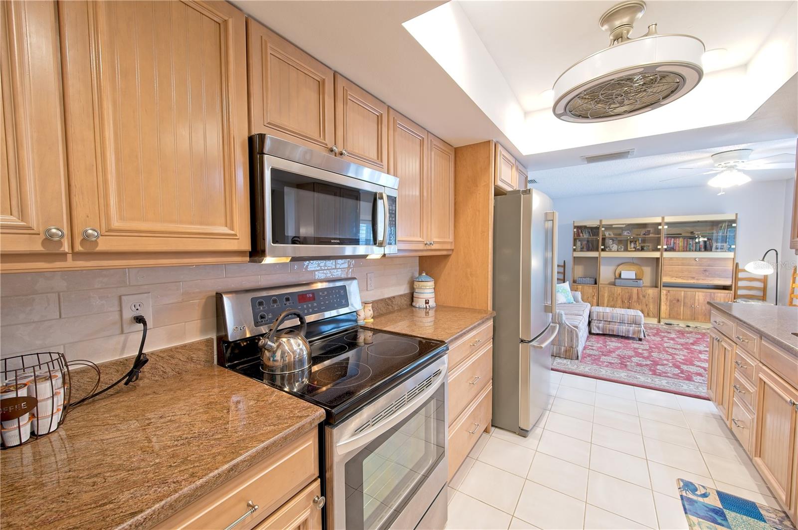 Image 10 of 41 For 7402 9th Avenue W 7402