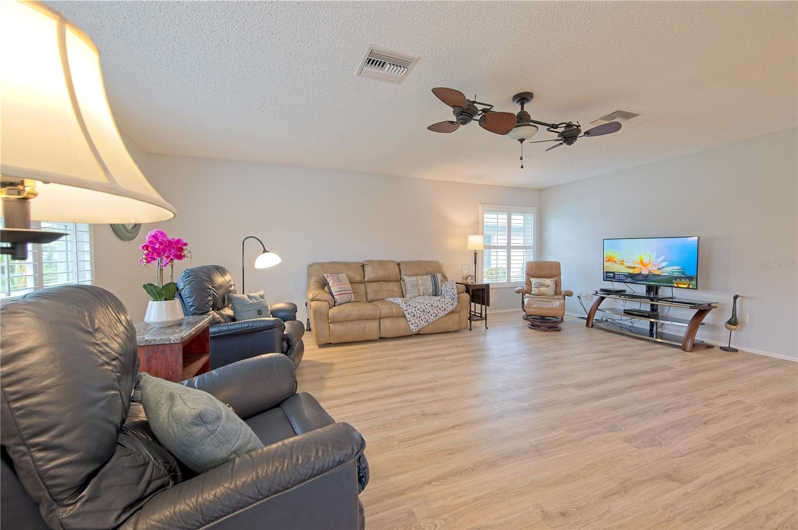 Image 14 of 41 For 7402 9th Avenue W 7402