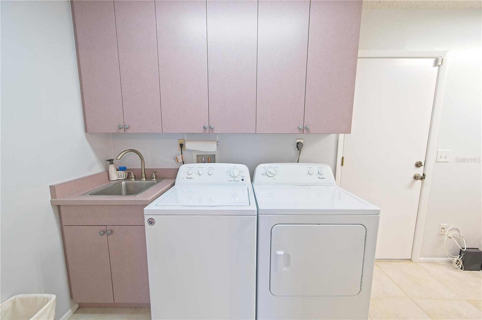 Image 28 of 41 For 7402 9th Avenue W 7402