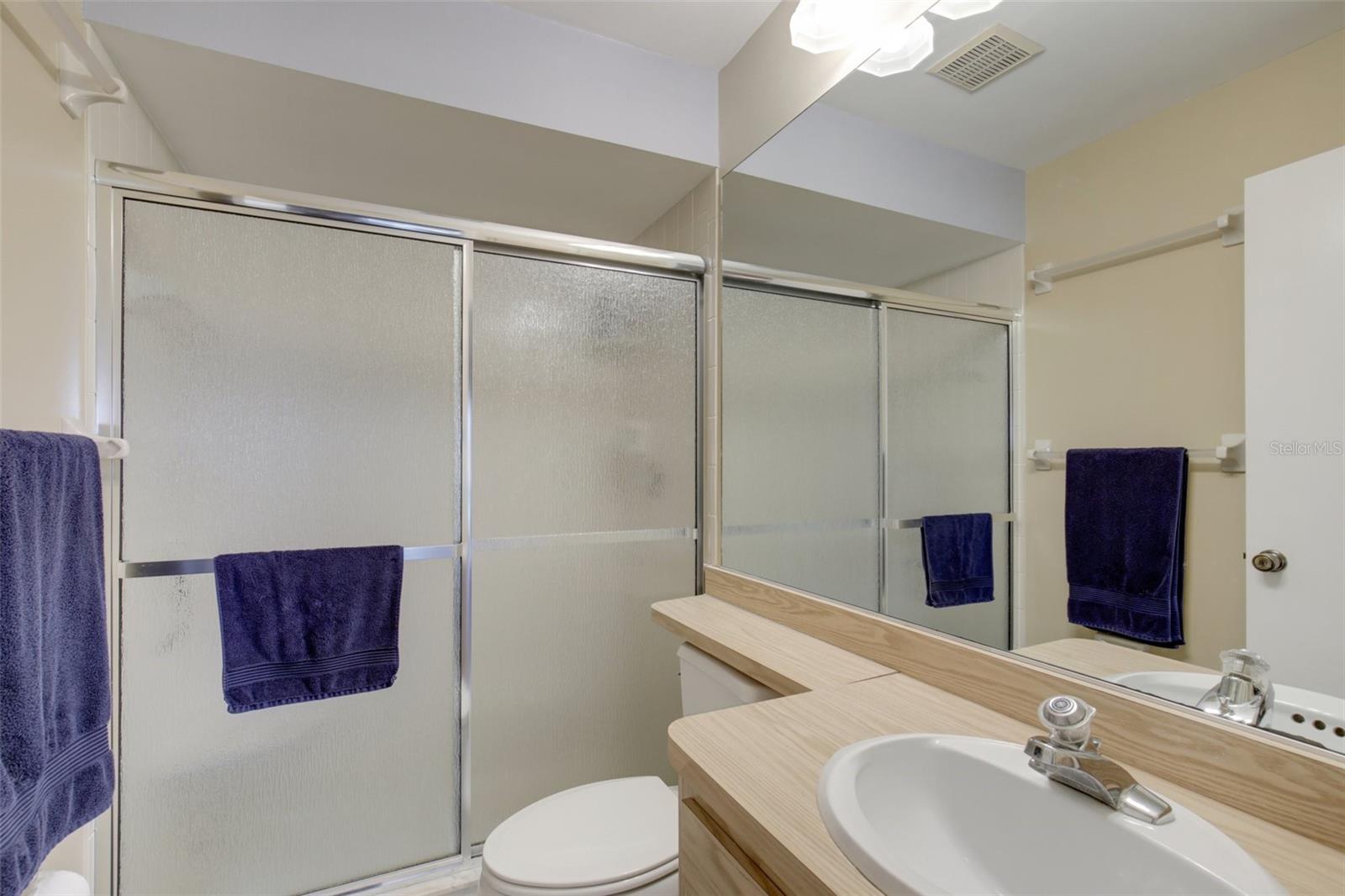 Image 14 of 22 For 4962 Village Gardens Drive 141