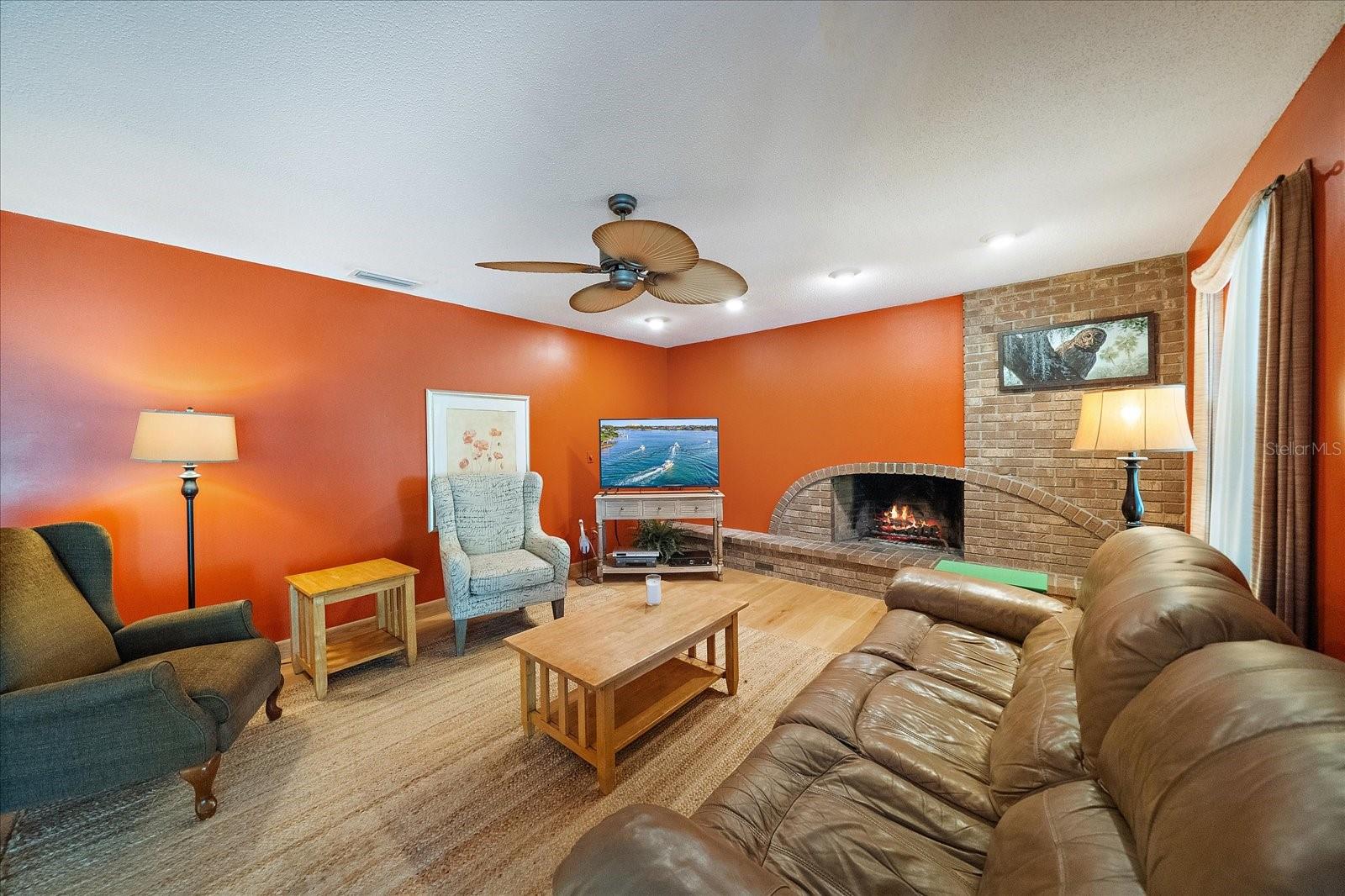 Image 13 of 58 For 1893 Rita Street