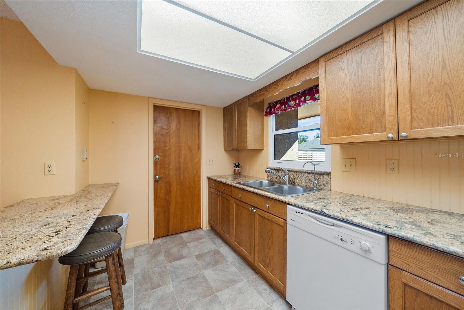 Image 27 of 58 For 1893 Rita Street