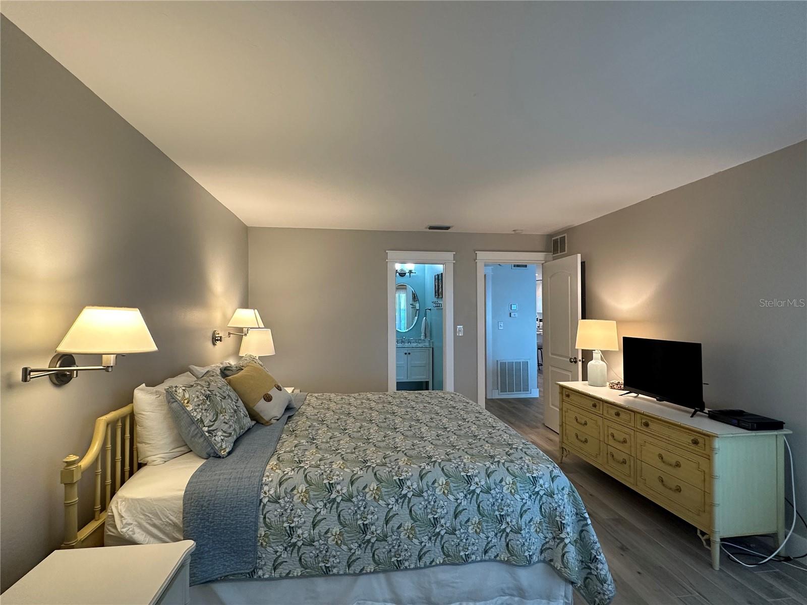 Image 18 of 50 For 6500 Flotilla Drive 126