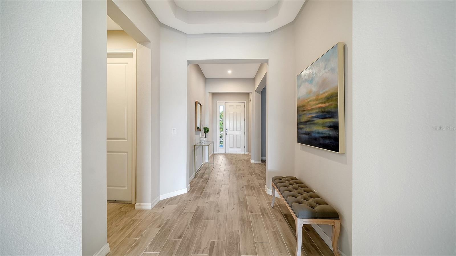 Image 4 of 94 For 15312 Shady Palms Lane