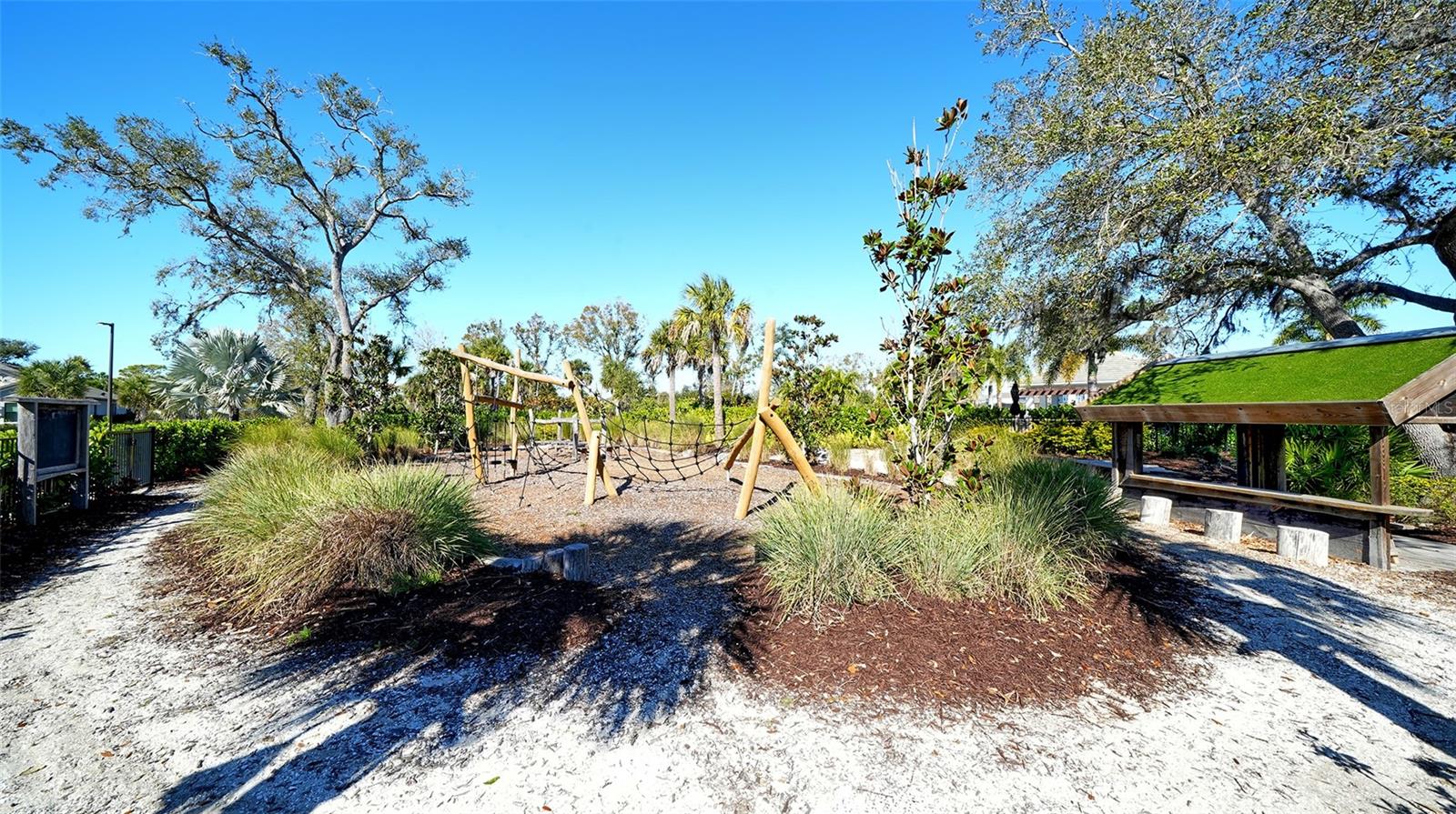 Image 56 of 94 For 15312 Shady Palms Lane