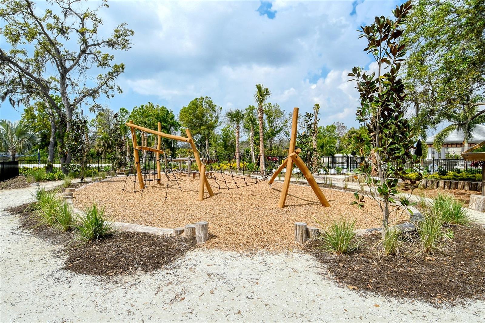 Image 68 of 94 For 15312 Shady Palms Lane