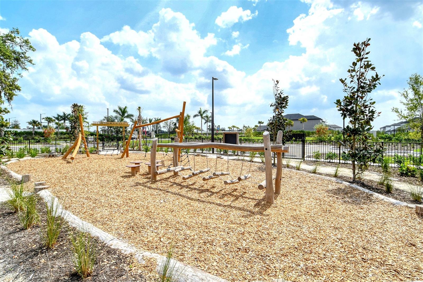 Image 71 of 94 For 15312 Shady Palms Lane