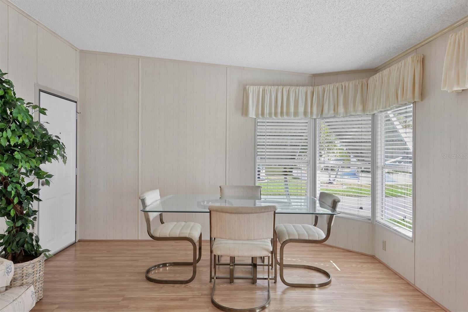 Image 15 of 29 For 4908 6th B Street E