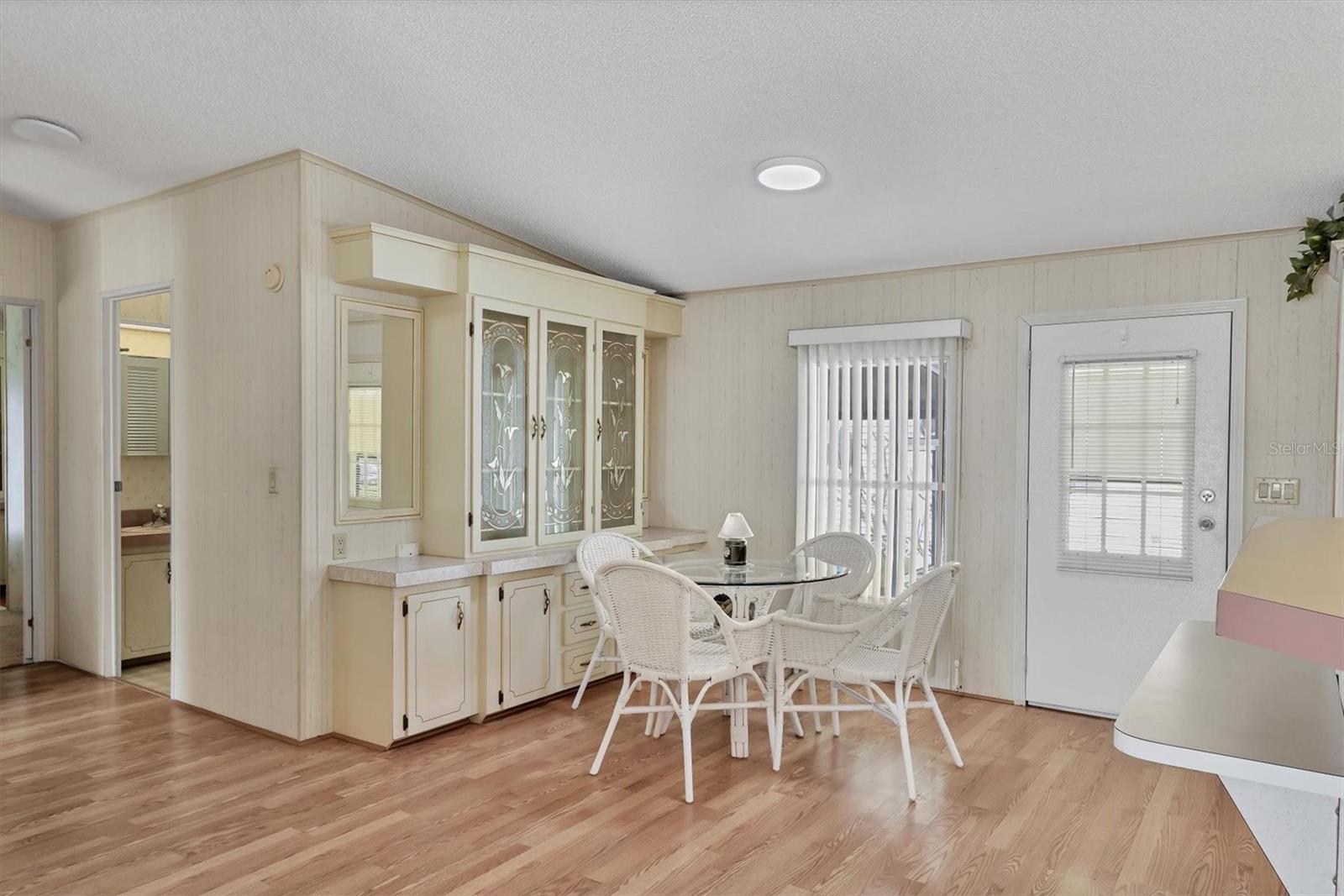 Image 8 of 29 For 4908 6th B Street E