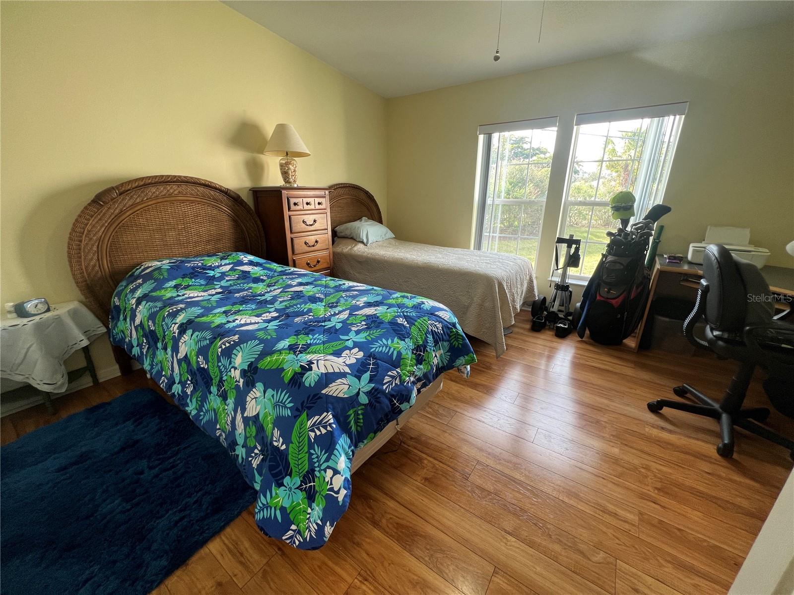 Image 12 of 21 For 817 Green Circle