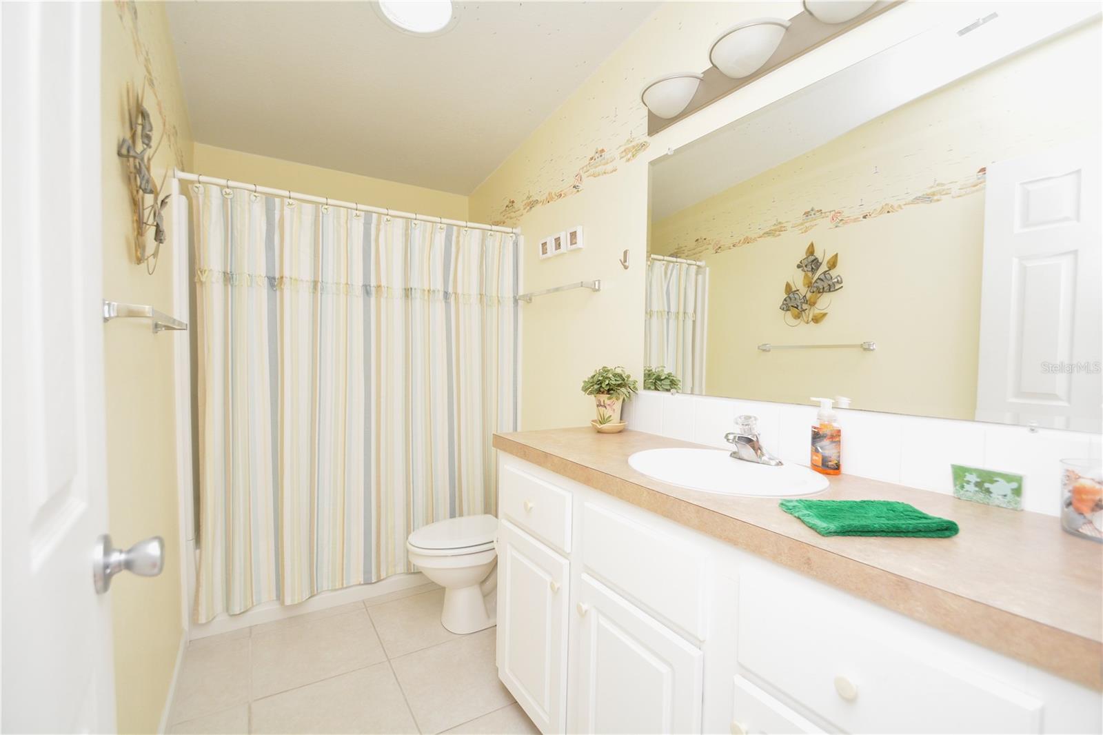 Image 14 of 21 For 817 Green Circle