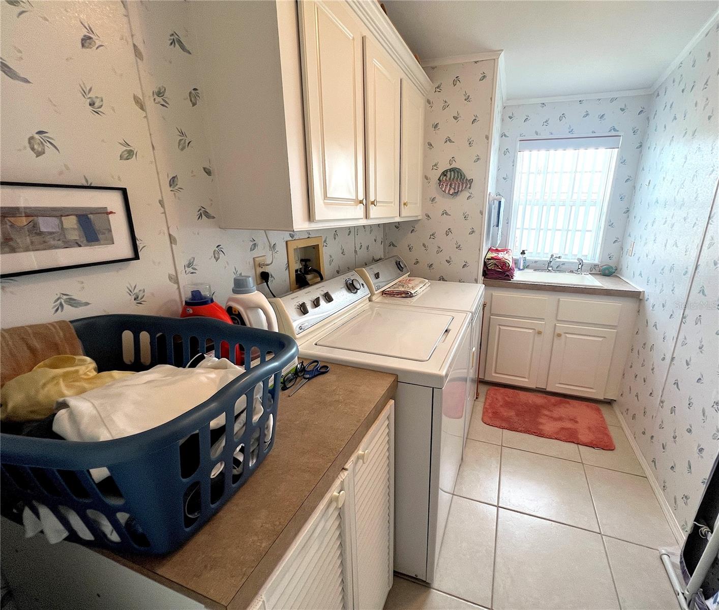 Image 16 of 21 For 817 Green Circle