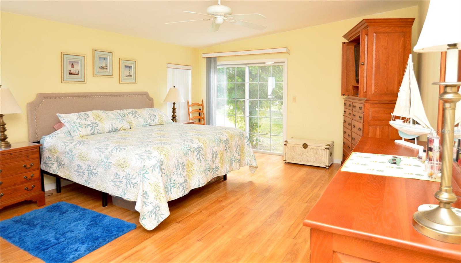 Image 9 of 21 For 817 Green Circle