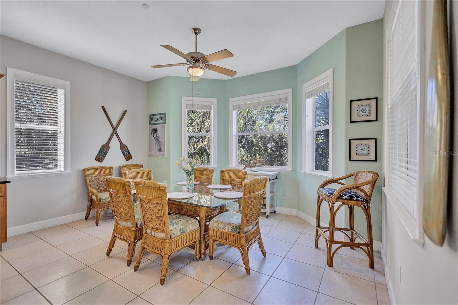 Image 30 of 94 For 436 Canal Road A