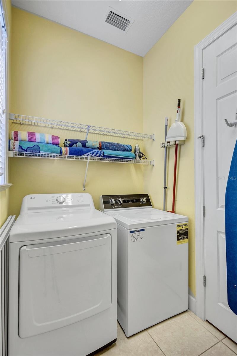 Image 38 of 94 For 436 Canal Road A