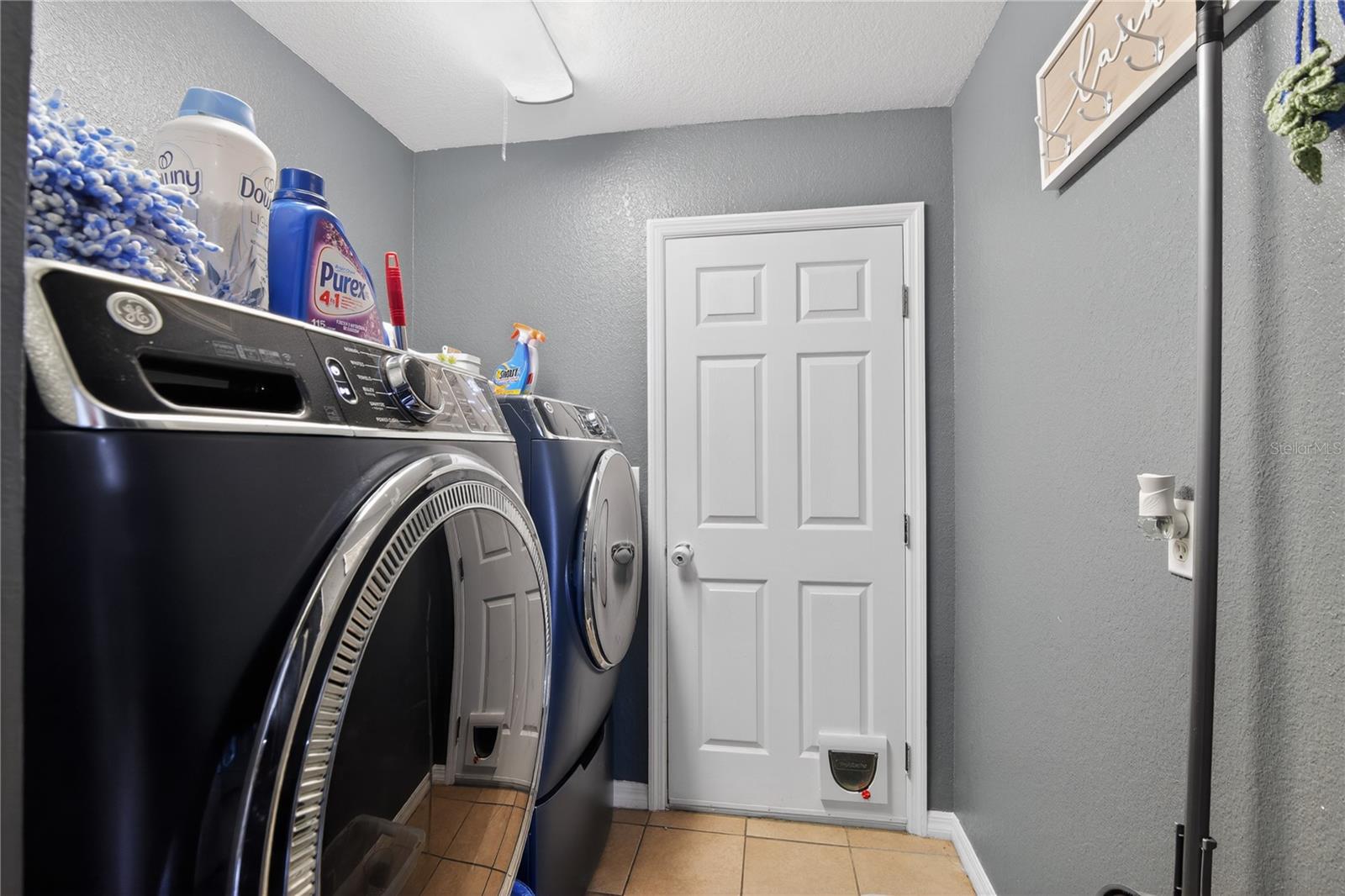 Image 12 of 25 For 105 Pecan Pass