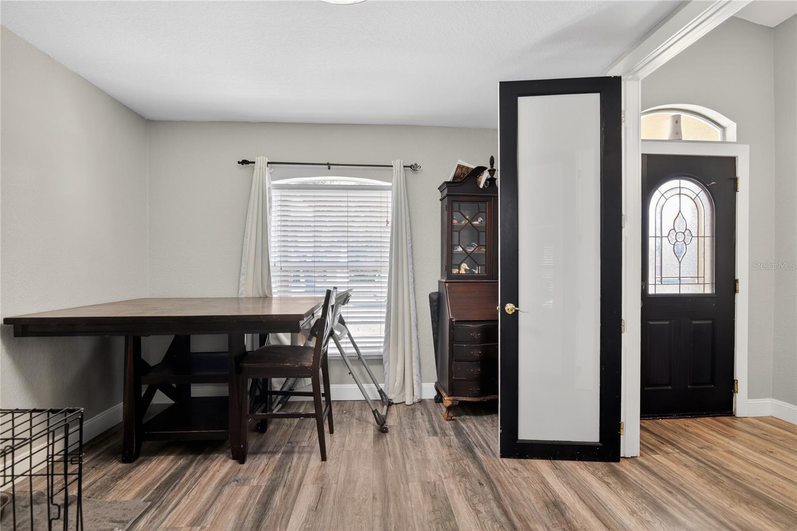 Image 3 of 25 For 105 Pecan Pass