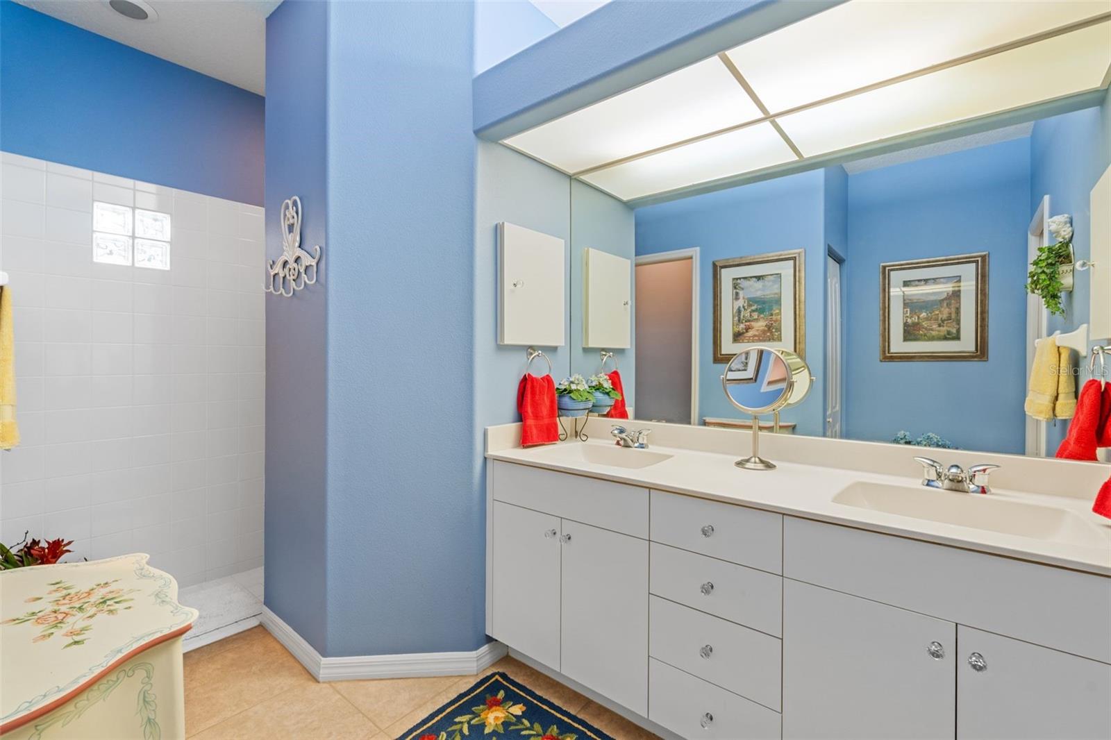 Image 26 of 65 For 905 Barclay Court