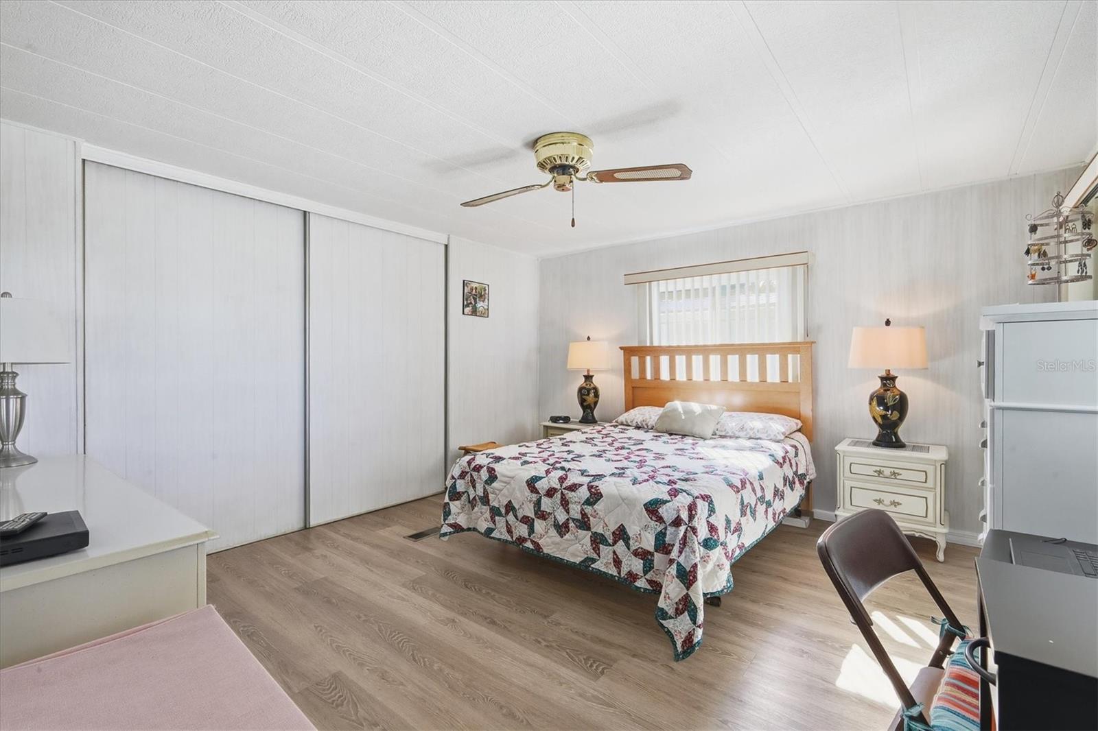 Image 10 of 43 For 1532 47th Avenue Drive E