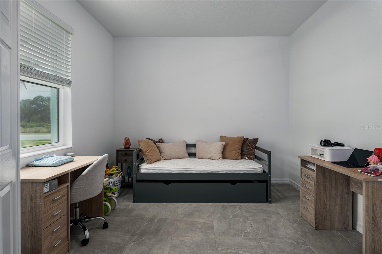 Image 14 of 48 For 1912 Swivel Lane