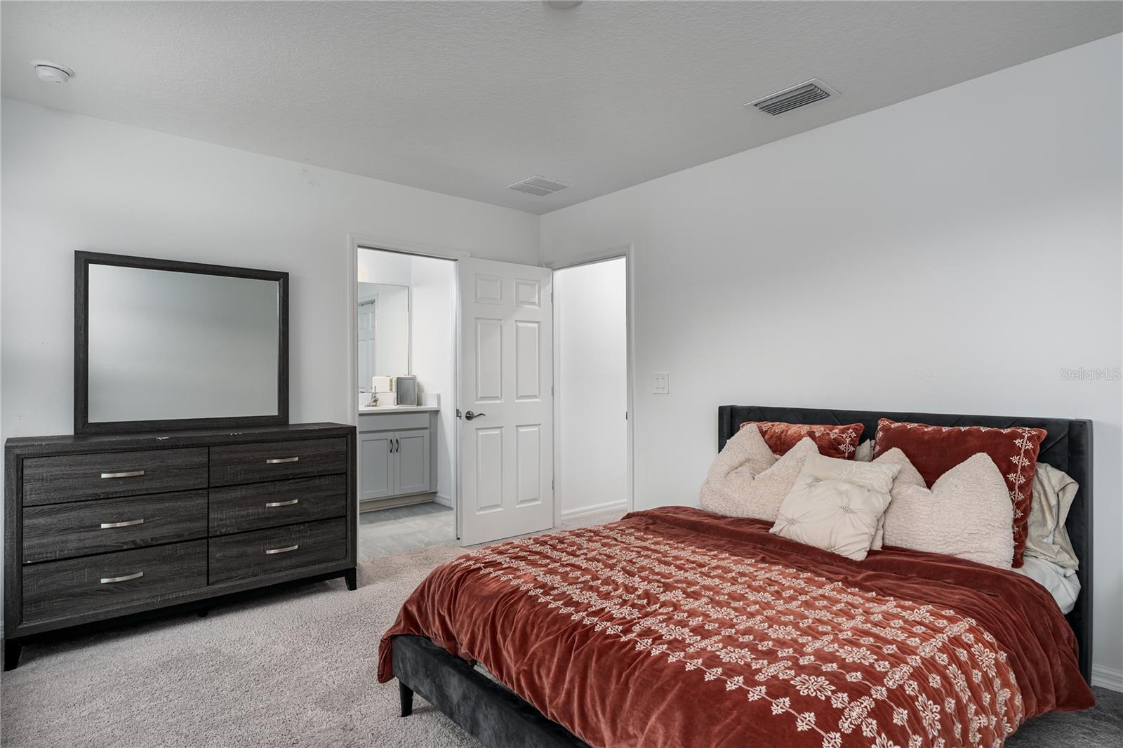 Image 17 of 48 For 1912 Swivel Lane