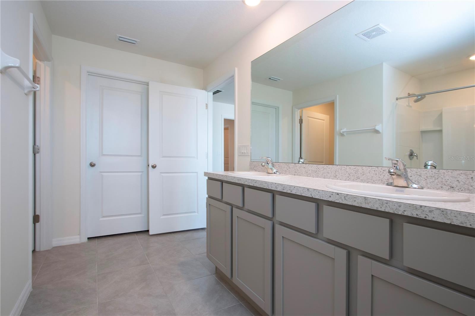 Image 38 of 57 For 5456 Logan Cave Avenue