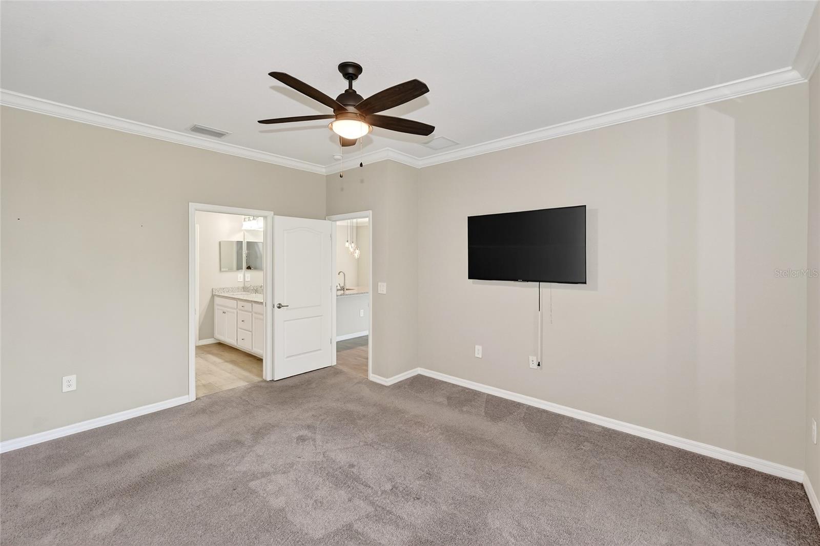 Image 13 of 39 For 11705 Bluebird Place