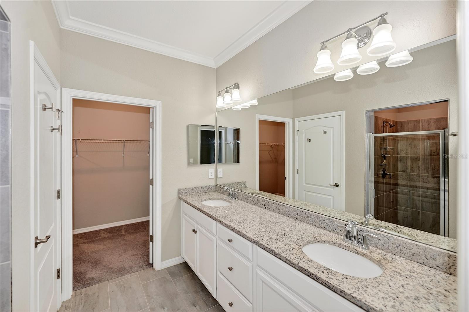 Image 15 of 39 For 11705 Bluebird Place