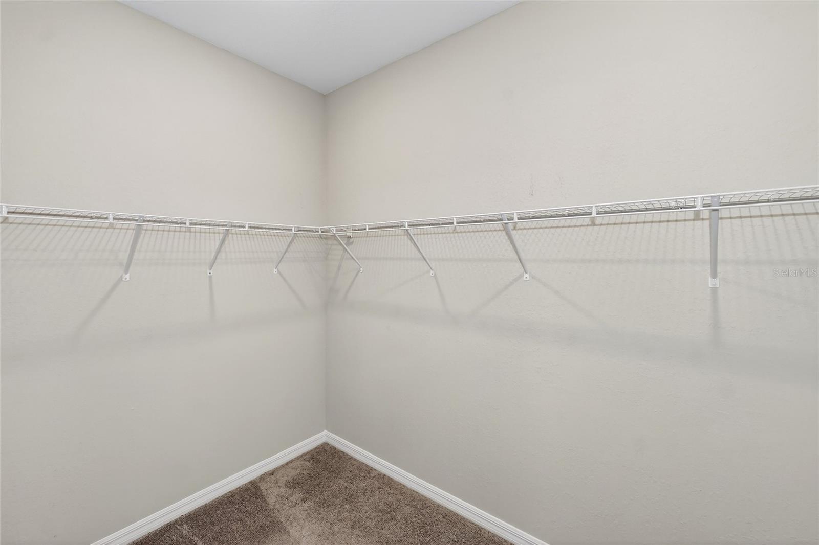 Image 18 of 39 For 11705 Bluebird Place