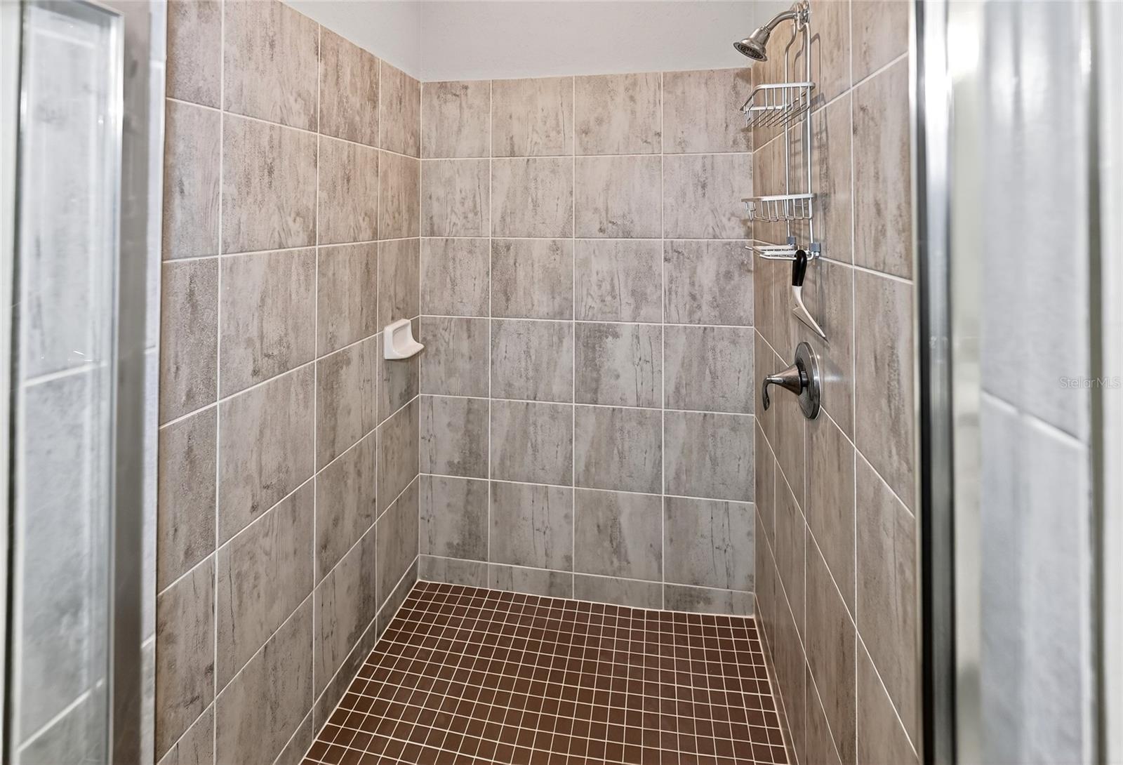 Image 17 of 40 For 11705 Bluebird Place