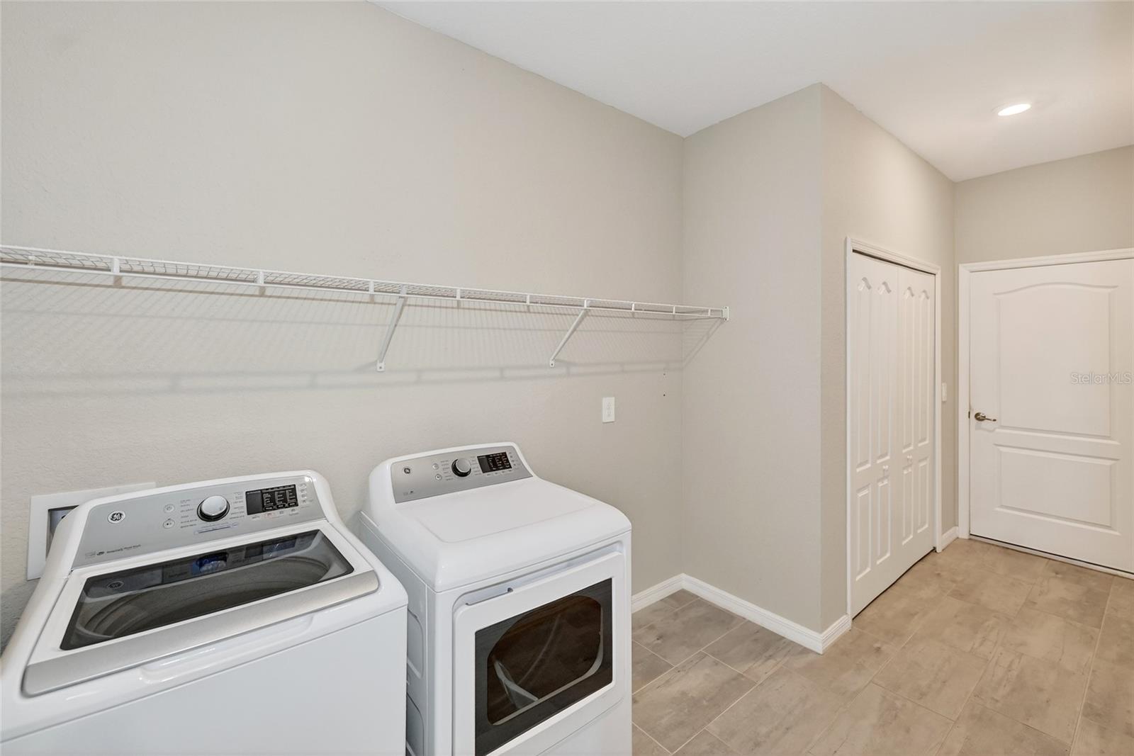 Image 27 of 40 For 11705 Bluebird Place