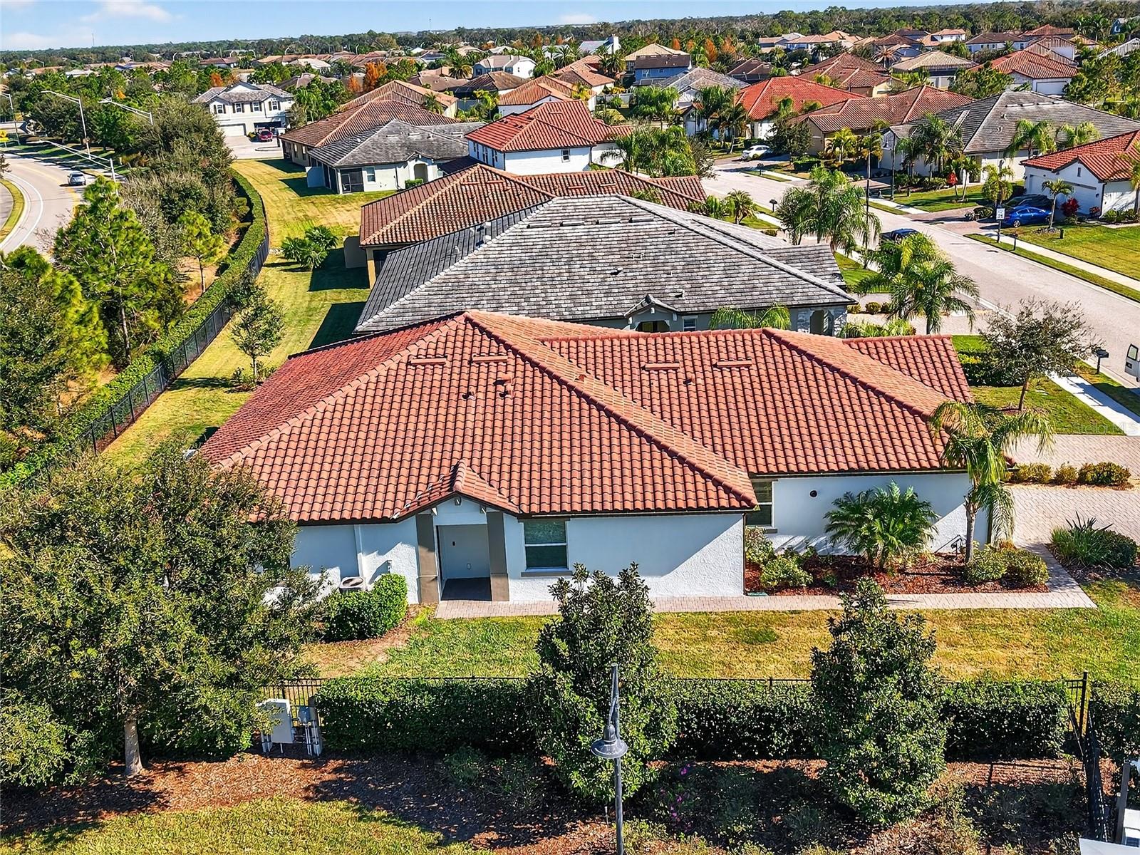 Image 32 of 40 For 11705 Bluebird Place